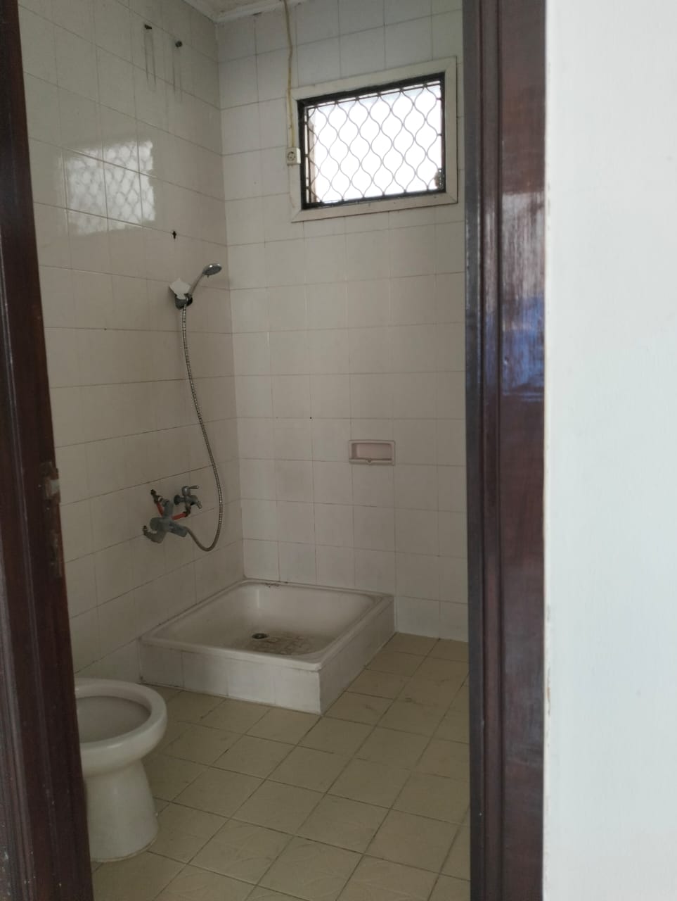 DiSewakan Rumah di Taman Beverly Lippo Cikarang